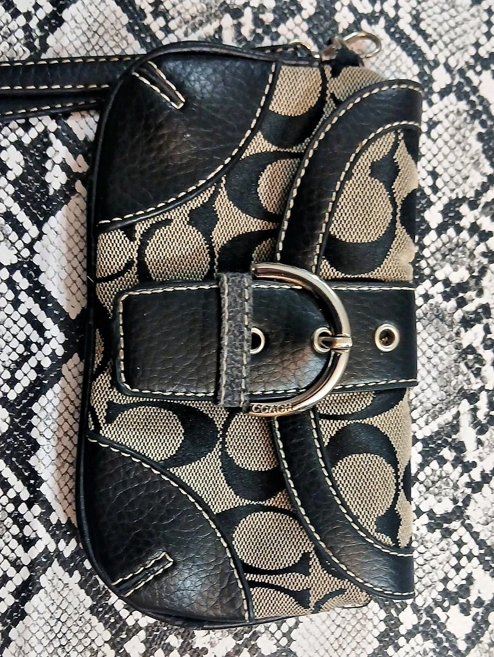 Coach Vintage Coach Soho Signature C Buckle Wristlet Vintage Soho Signature C